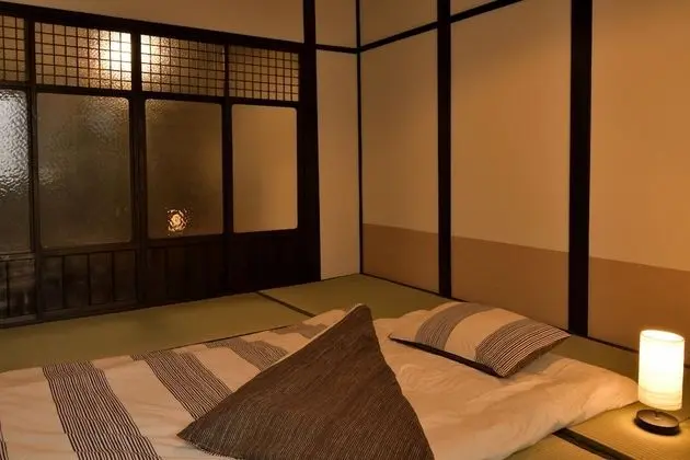 Ev (Private Vacation)