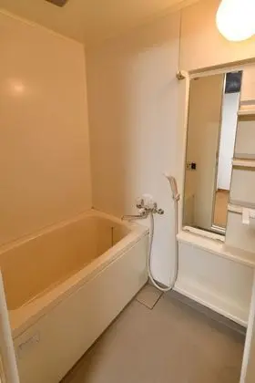 Ev (Private Vacation, 2F)