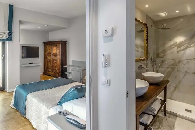 Suite with view and Jacuzzi