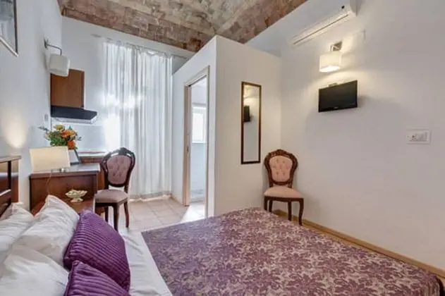 Tek Büyük Yataklı Oda, Özel Banyo