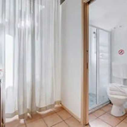 Tek Büyük Yataklı Oda, Özel Banyo