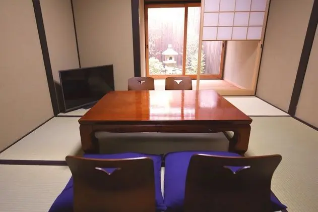 Traditional Ev (Japanese Style)