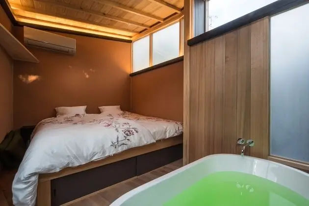 Suite, 2 Bedrooms, Temple Garden View