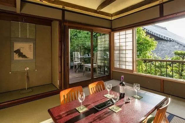 Suite, 2 Bedrooms, Temple Garden View