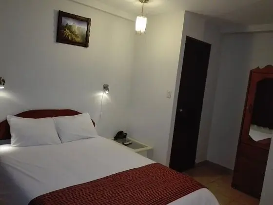 Standard Tek Büyük Yataklı Oda