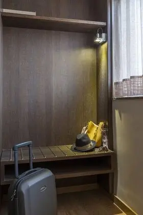 Tek Büyük Yataklı Oda (with extra bed 2 Adults + 1 Child)