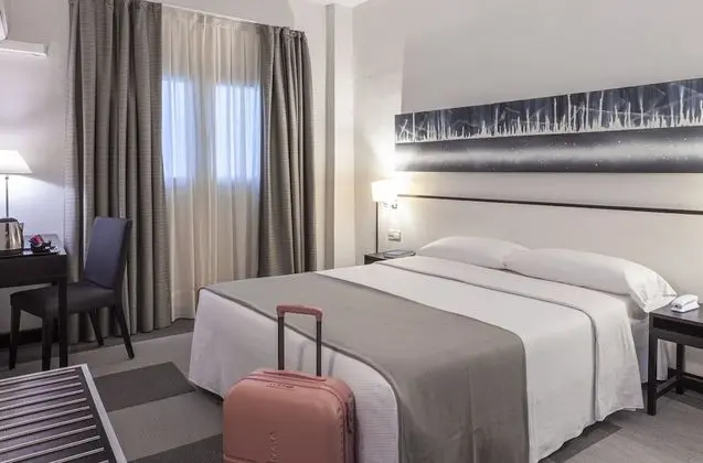 Comfort Tek Büyük Yataklı Oda