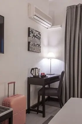 Comfort Tek Büyük Yataklı Oda