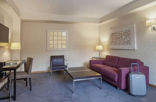 Junior Süit (2 Adults + 2 Children)