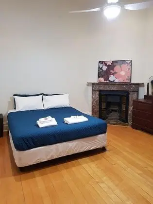 Basic Oda, Sigara İçilmez, Ortak Banyo (Queen Room)