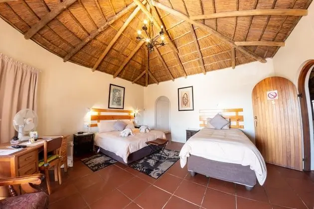 Family Tek Büyük Yataklı Oda