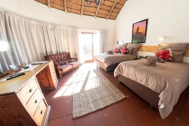 Family Tek Büyük Yataklı Oda