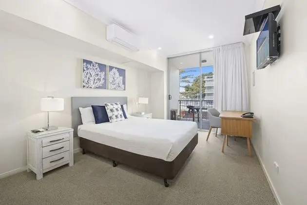 Tek Büyük Yataklı Oda (Hotel Room)
