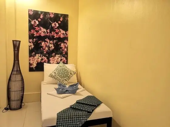 SOLO ROOM (9 HOURS)