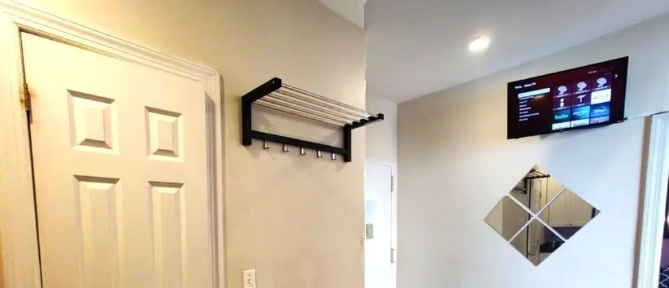 Big One Bedroom #6
