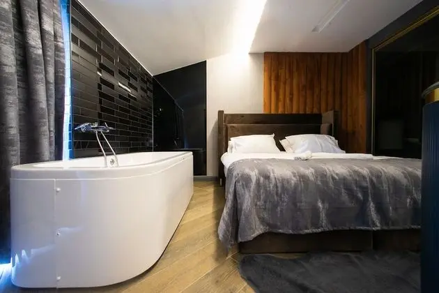 Family Çatı Katı Süiti (Penthouse)