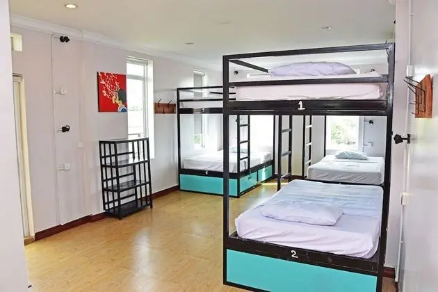 10-Bed Dormitory