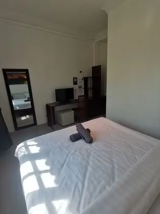 Standard Tek Büyük Yataklı Oda