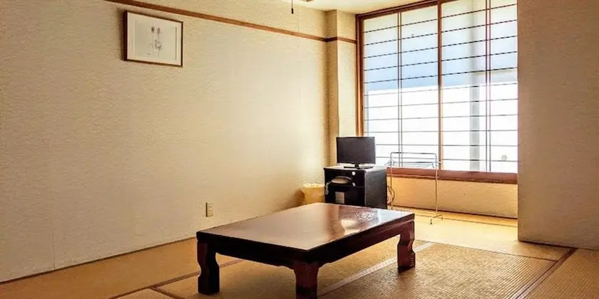 Traditional Oda, Sigara İçilmez, Ortak Banyo (Japanese Style)