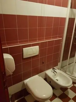 Oda, Engellilere Uygun, Sigara İçilebilir