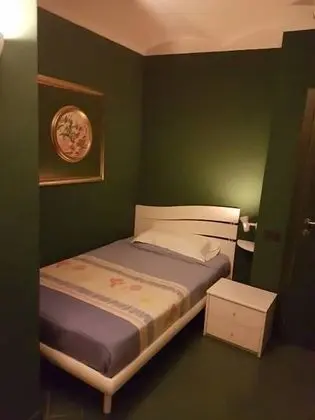 Tek Kişilik Oda, Engellilere Uygun, Sigara İçilebilir