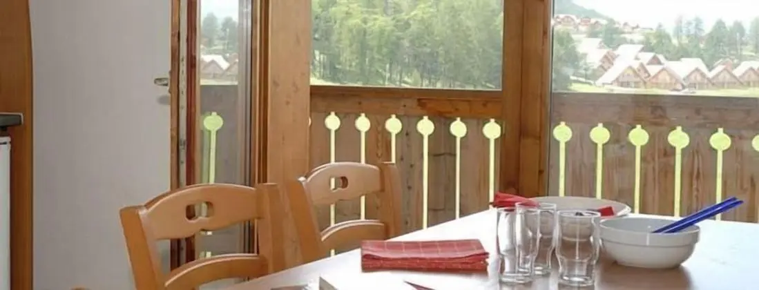 İki Yatak Odalı Apart