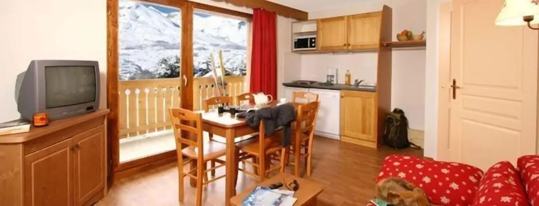 İki Yatak Odalı Apart