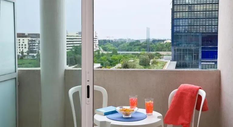 Apart Daire With Balcony
