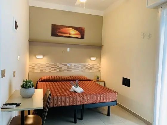 Tek Büyük veya İki Ayrı Yataklı Oda