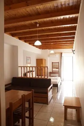 Dört Kişilik Oda, Deniz Manzaralı