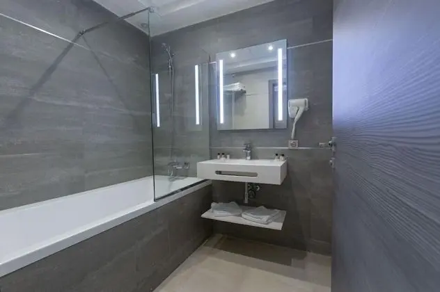 Luxury İki Ayrı Yataklı Oda