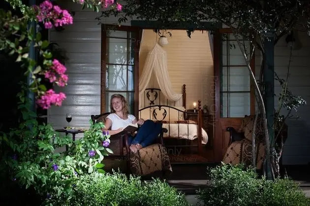 Romantic Tek Büyük Yataklı Oda, Sigara İçilmez, Balkon (Queen w/ private Bath (3))