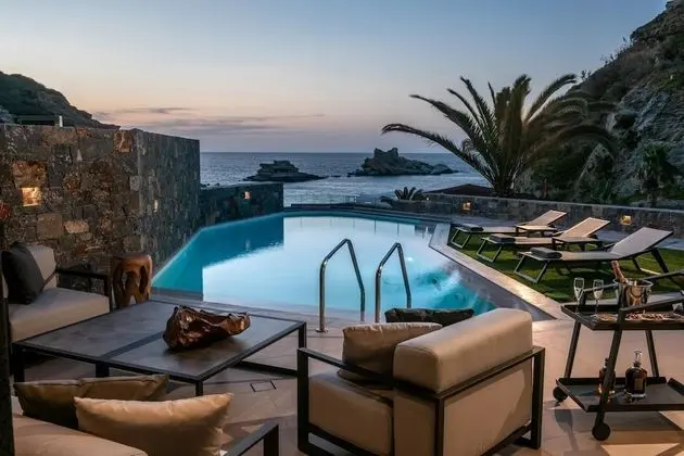 Villa, Sigara İçilebilir
