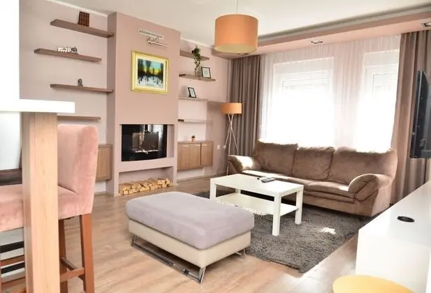 Madea Apartment 64