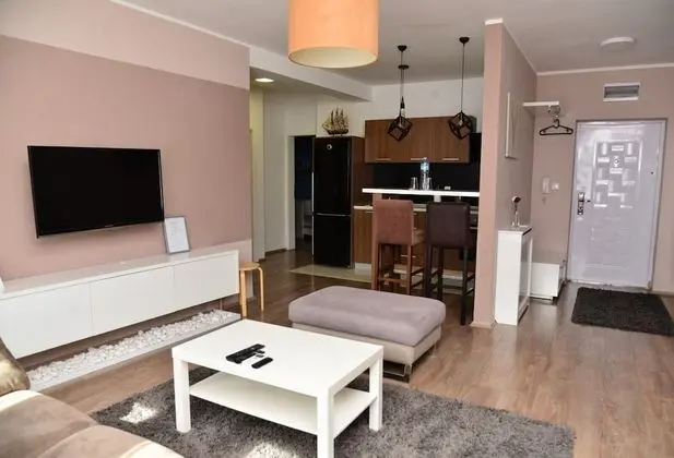 Madea Apartment 64