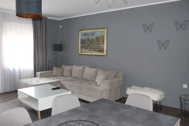 Madea Apartment 75