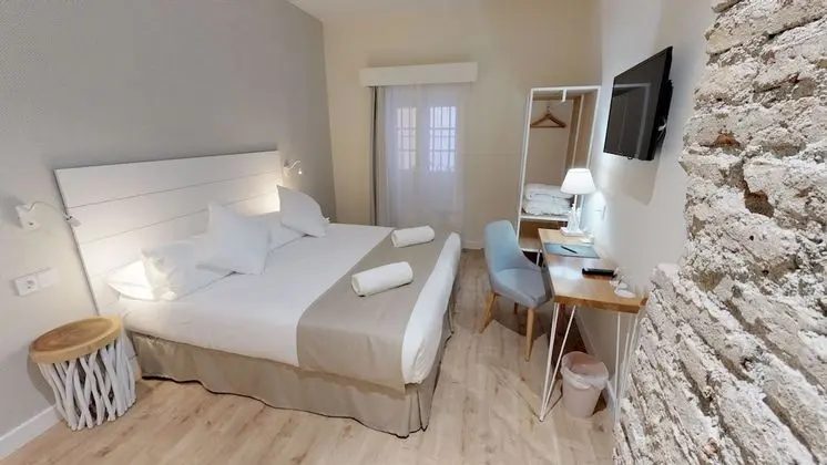 Superior Tek Büyük Yataklı Oda