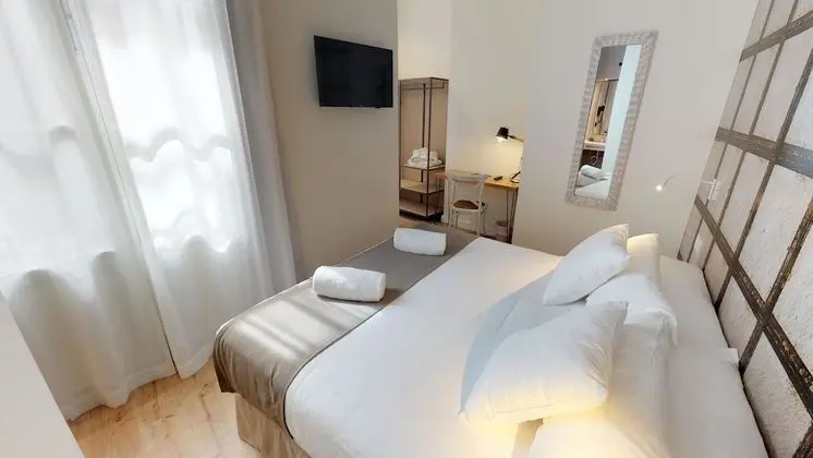 Superior Tek Büyük Yataklı Oda