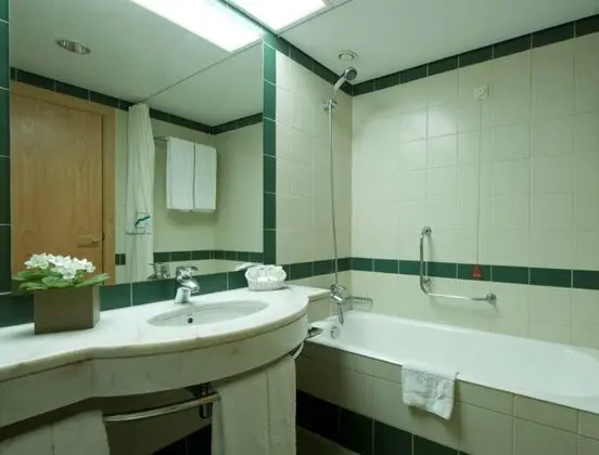 1 Çift Kişilik Veya 2 Tek Kişilik Yatak Superior Sea View