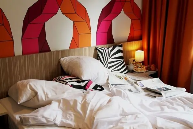 Comfort Tek Büyük Yataklı Oda