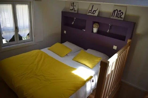 Dört Kişilik Oda, Özel Banyo, Bahçe Manzaralı (SIDONIE)