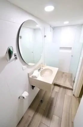 Standard Tek Büyük Yataklı Oda, 2 Çift Kişilik Yatak