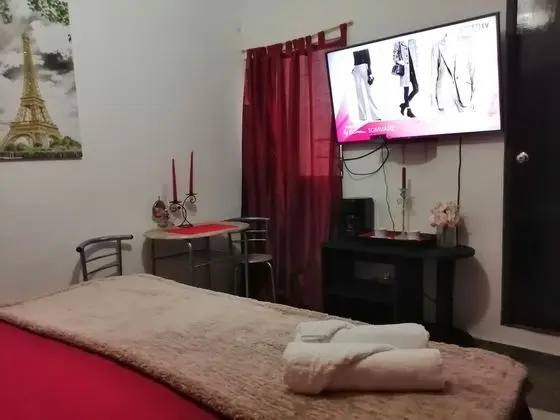 Premium Oda, 1 Büyük (Queen) Boy Yatak