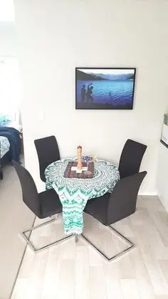 Exclusive Stüdyo Süit
