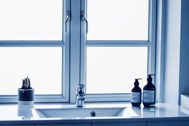 Tek Büyük Yataklı Oda, 1 Çift Kişilik Yatak, Ortak Banyo (1. floor)