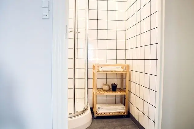 Tek Büyük Yataklı Oda, 1 Çift Kişilik Yatak, Ortak Banyo (1. floor)