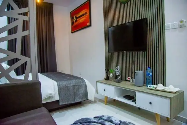 Deluxe Tek Büyük Yataklı Oda