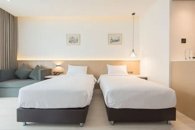 Deluxe Twin Room