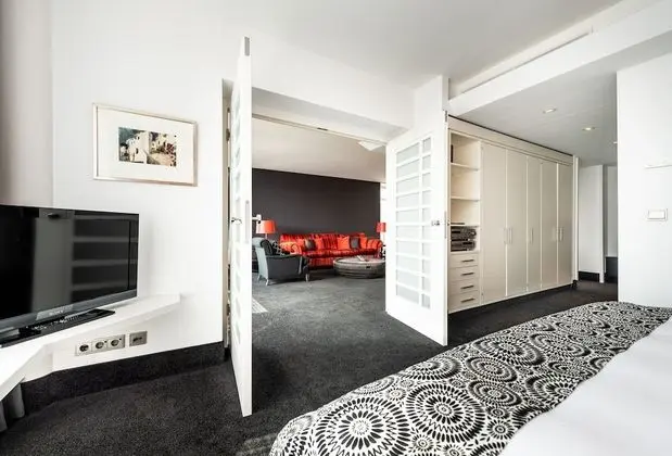 Çatı Katı Süiti (Penthouse), Birden Çok Yatak