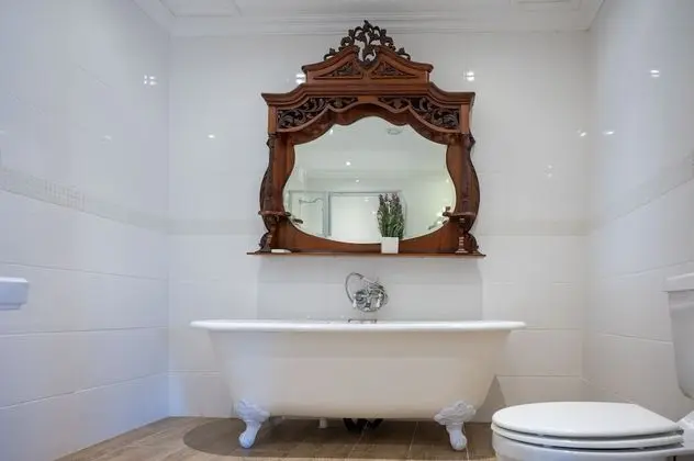 Standard Tek Büyük veya İki Ayrı Yataklı Oda (Manor)